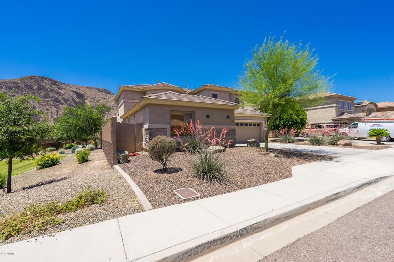 26216 N 55th Dr, Phoenix, AZ 85083
