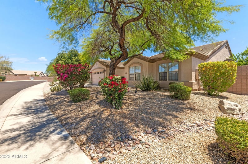 26217 46th Pl, Phoenix, AZ 85050