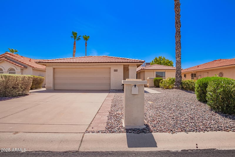 26217 Sherbrook Dr, Sun Lakes, AZ 85248
