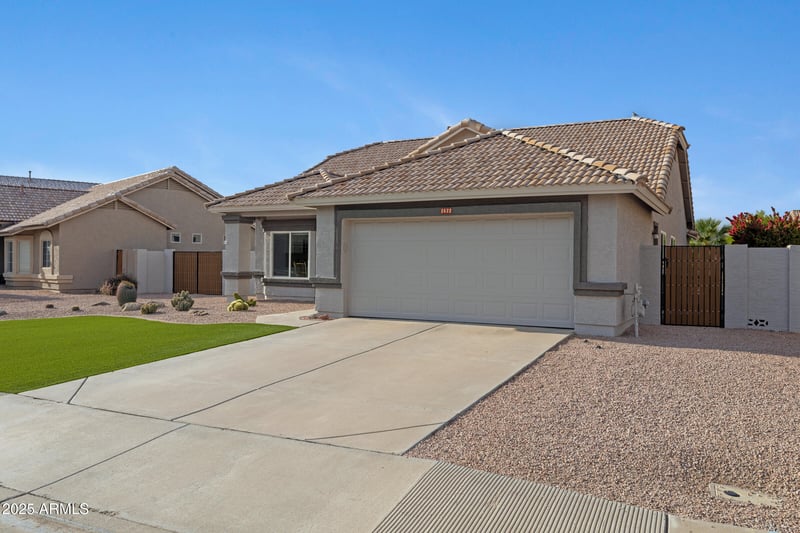 2622 Athena --, Mesa, AZ 85209