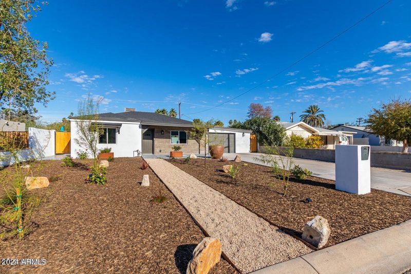 2622 E Indianola Ave, Phoenix, AZ 85016