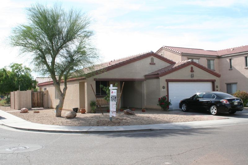 2622 S Devonna Ln, Tolleson, AZ 85353