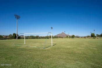 26220 42nd Dr, Phoenix, AZ 85083