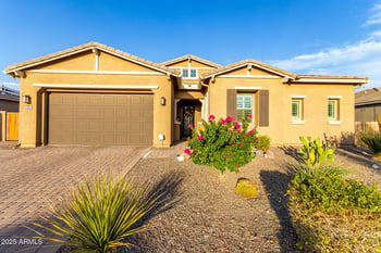 26229 106th Dr, Peoria, AZ 85383