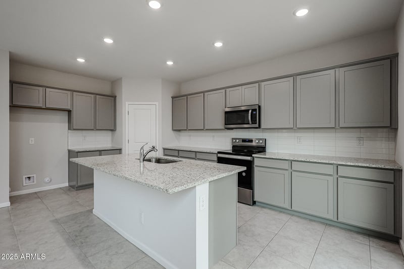 2623 Boulder Ave, Apache Junction, AZ 85119