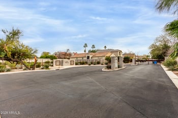 2623 N Walker Way, Phoenix, AZ 85008