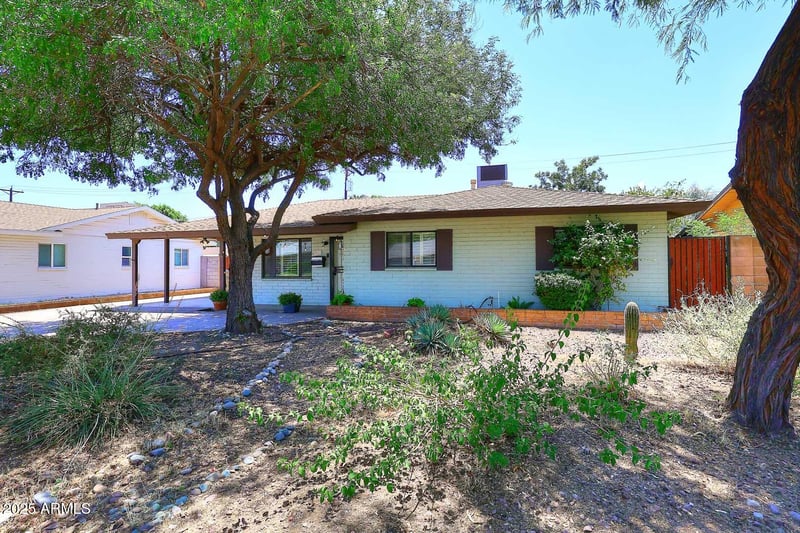 2623 Pierson St, Phoenix, AZ 85016