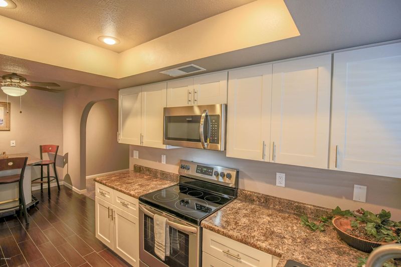 2623 W Willow Ave, Phoenix, AZ 85029