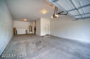 26237 74th Ln, Peoria, AZ 85383