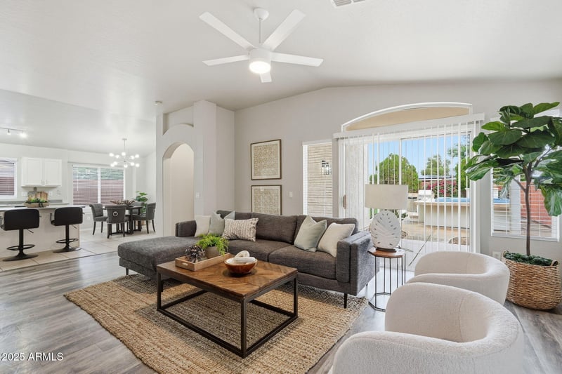 2624 Anderson Dr, Phoenix, AZ 85032