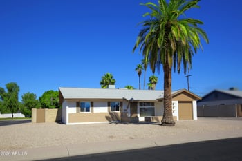 2624 Charter Oak Rd, Phoenix, AZ 85029