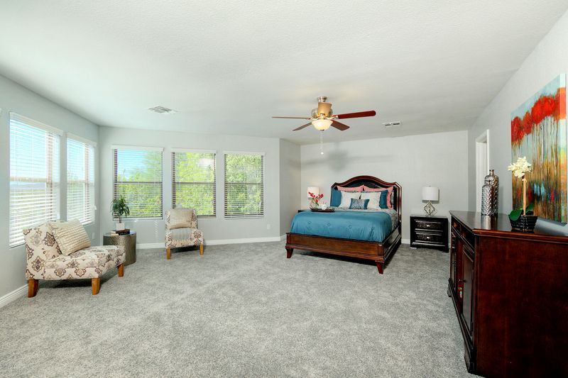 26240 N 40th Pl, Phoenix, AZ 85050