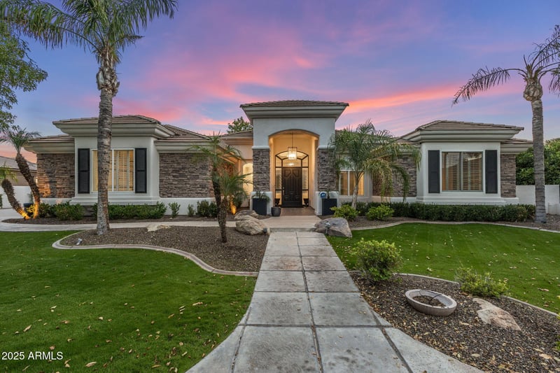 2625 24th St #3, Mesa, AZ 85213