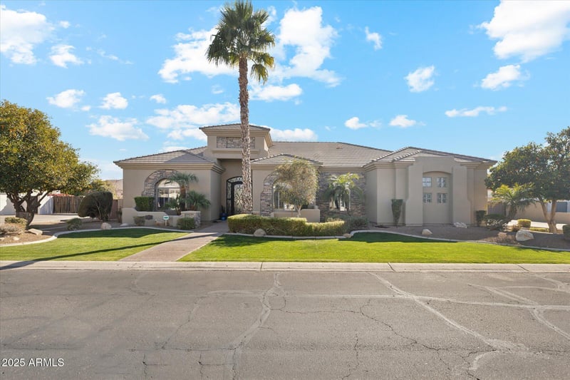 2625 24th St #36, Mesa, AZ 85213
