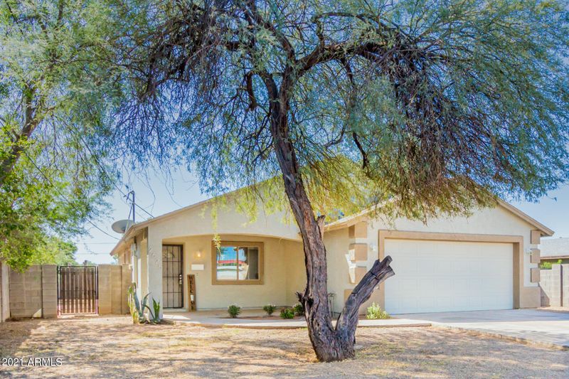 2625 E Brill St, Phoenix, AZ 85008