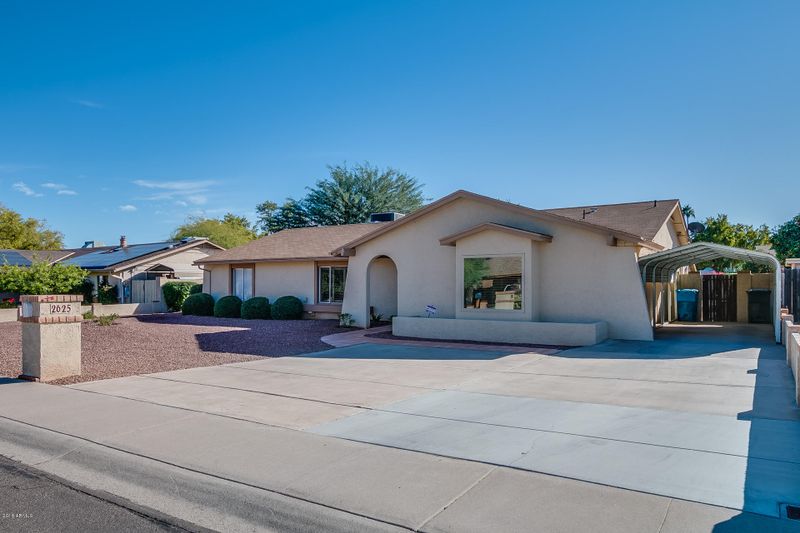2625 E Christy Dr, Phoenix, AZ 85028
