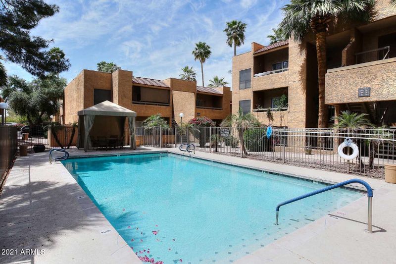 2625 E Indian School Rd #114, Phoenix, AZ 85016