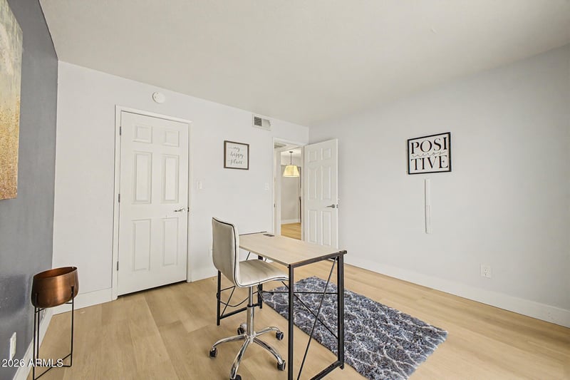 2625 Indian School Rd #222, Phoenix, AZ 85016