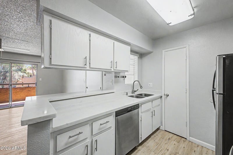 2625 E Indian School Rd #227, Phoenix, AZ 85016