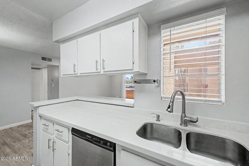 2625 E Indian School Rd #227, Phoenix, AZ 85016