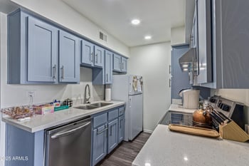 2625 E Indian School Rd #343, Phoenix, AZ 85016