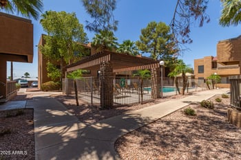 2625 E Indian School Rd #343, Phoenix, AZ 85016