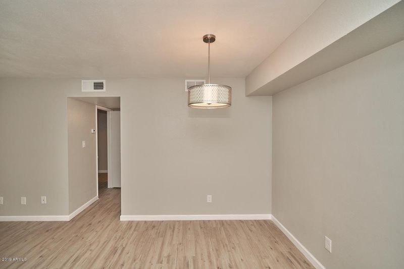 2625 E Indian School Rd E #132, Phoenix, AZ 85016