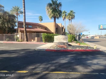 2625 Indian School Rd #213, Phoenix, AZ 85016