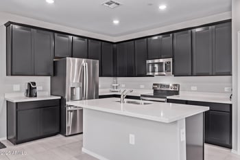 2625 Peppertree Dr #101, Gilbert, AZ 85295