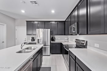 2625 Peppertree Dr #101, Gilbert, AZ 85295