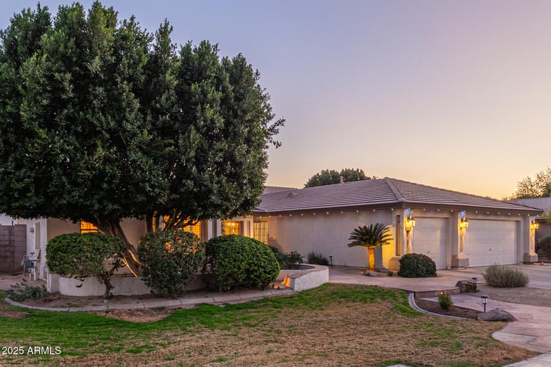 2625 W Oakland St, Chandler, AZ 85224