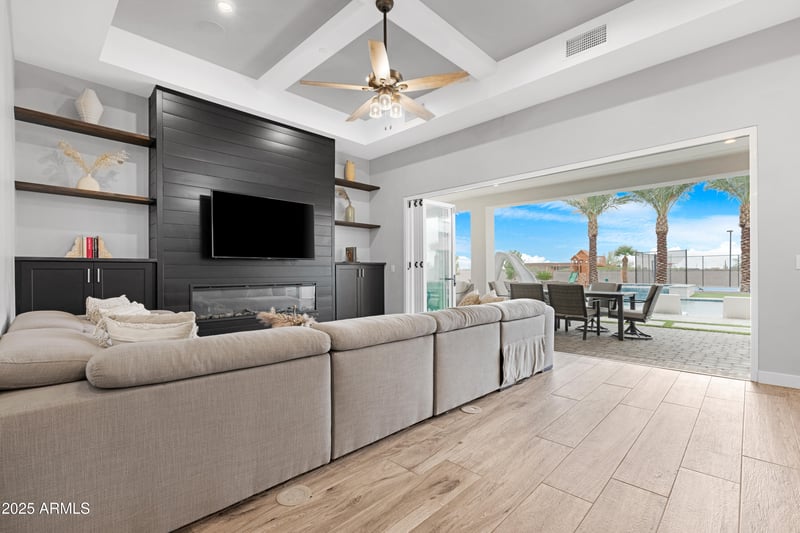 26251 99th Ln, Peoria, AZ 85383