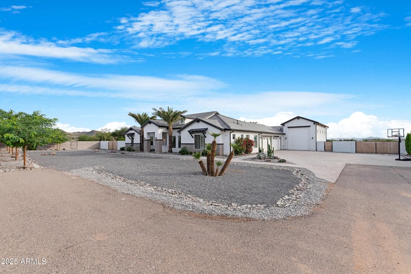 26251 99th Ln, Peoria, AZ 85383