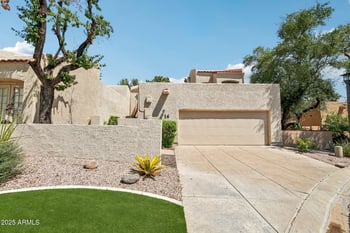 2626 Arizona Biltmore Cir #14, Phoenix, AZ 85016