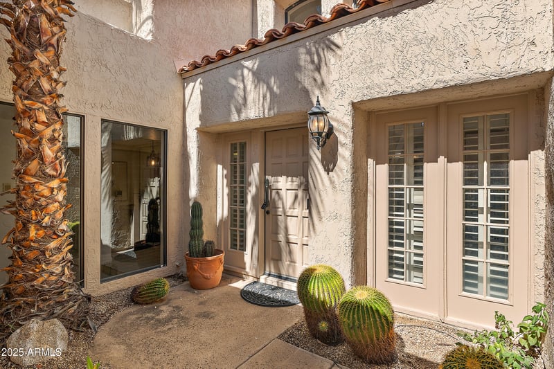 2626 Arizona Biltmore Cir #20, Phoenix, AZ 85016