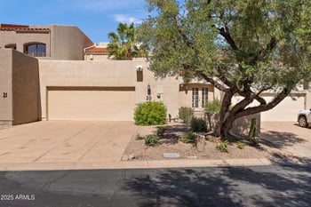 2626 Arizona Biltmore Cir #20, Phoenix, AZ 85016