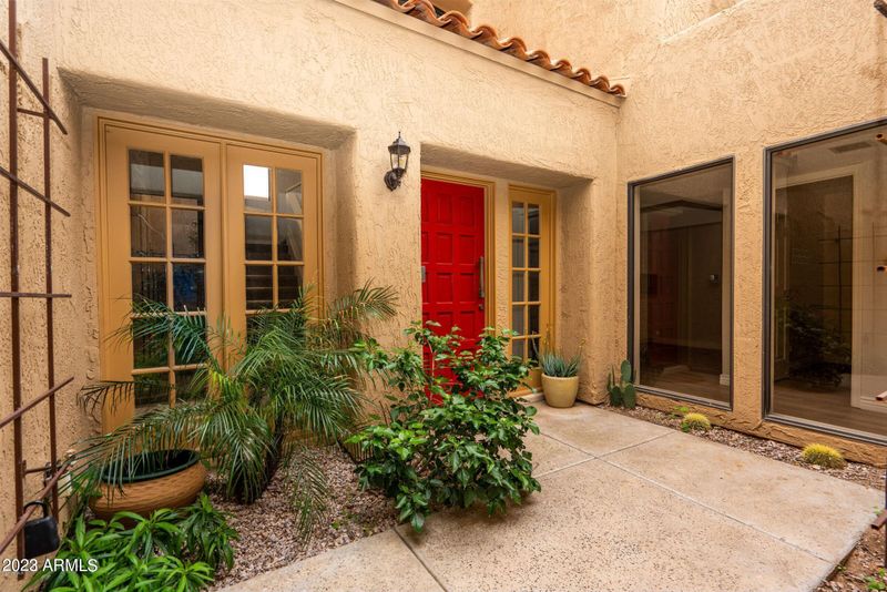 2626 E Arizona Biltmore Cir #2, Phoenix, AZ 85016