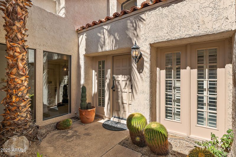 2626 E Arizona Biltmore Cir #20, Phoenix, AZ 85016