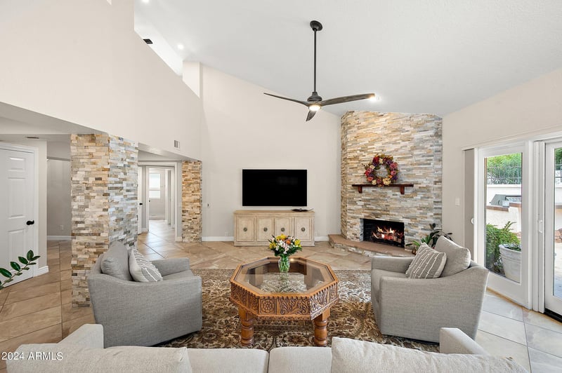 2626 E Arizona Biltmore Cir #35, Phoenix, AZ 85016