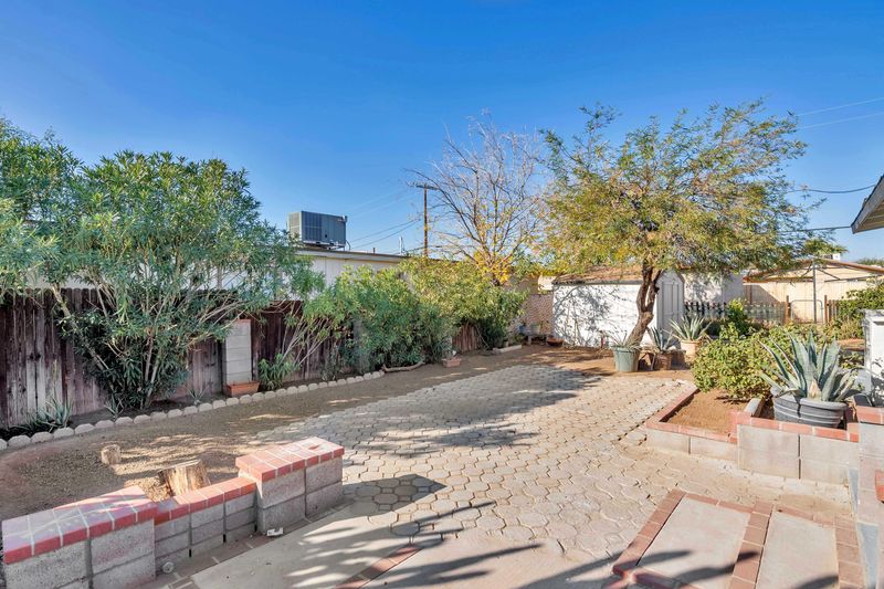 2626 E Grandview Rd, Phoenix, AZ 85032