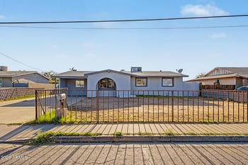 2626 71st Ave, Phoenix, AZ 85035