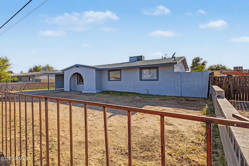2626 N 71st Ave, Phoenix, AZ 85035