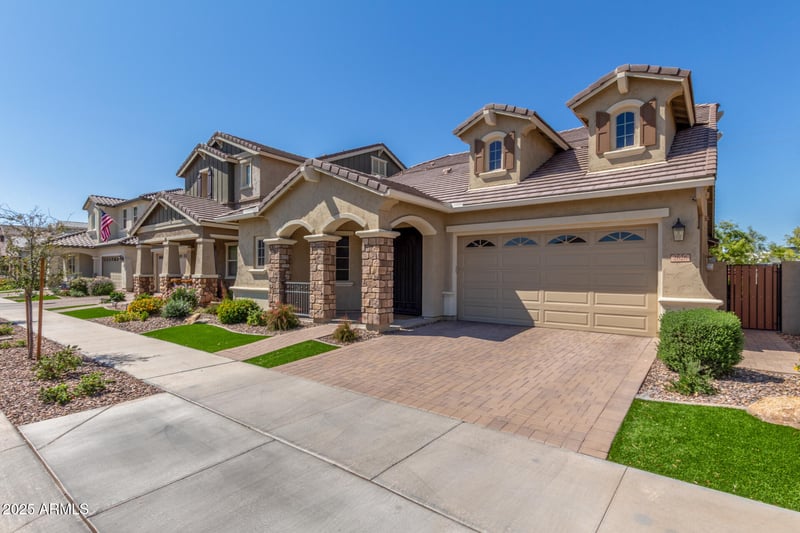 2626 Olympic Dr, Gilbert, AZ 85295