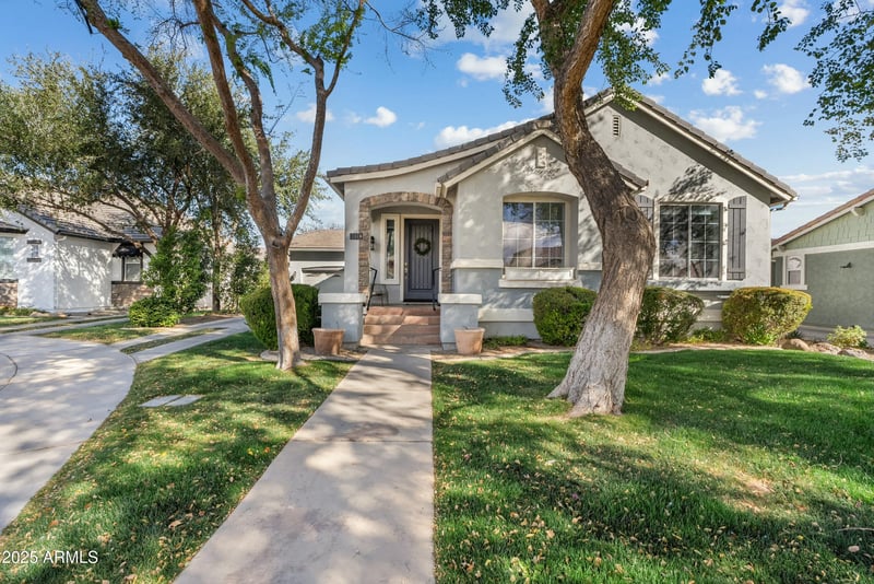 2626 Valencia St, Gilbert, AZ 85296