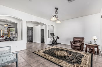 26264 74th Ln, Peoria, AZ 85383