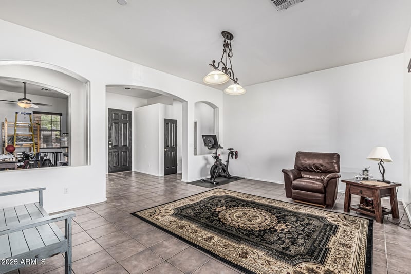 26264 74th Ln, Peoria, AZ 85383