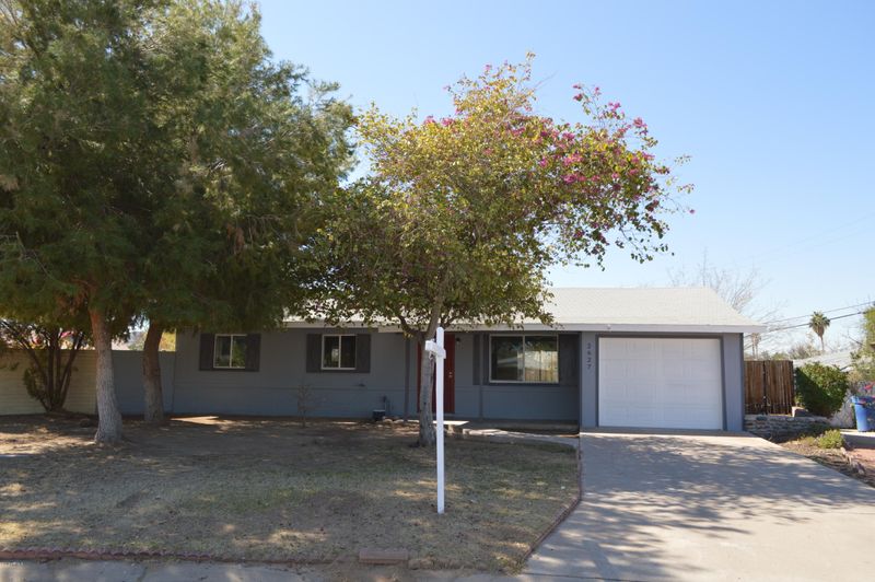 2627 W Greenway Rd, Tempe, AZ 85282