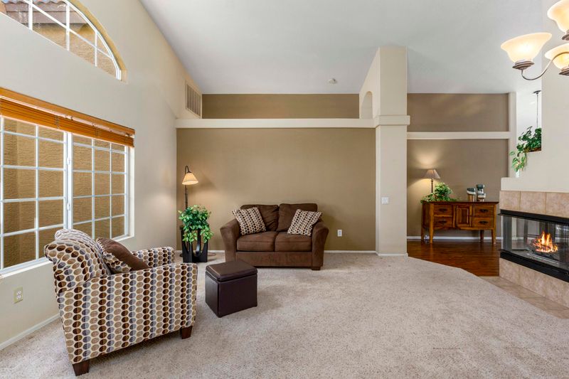 26274 N 45th Pl, Phoenix, AZ 85050
