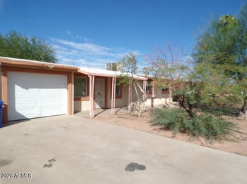 2628 E 2nd St, Mesa, AZ 85213