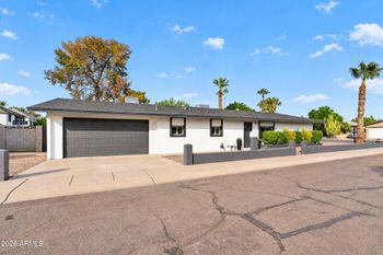 2628 N 49th Pl, Phoenix, AZ 85008
